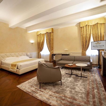Hotel Rua Frati 48 In San Francesco Модена Екстер'єр фото