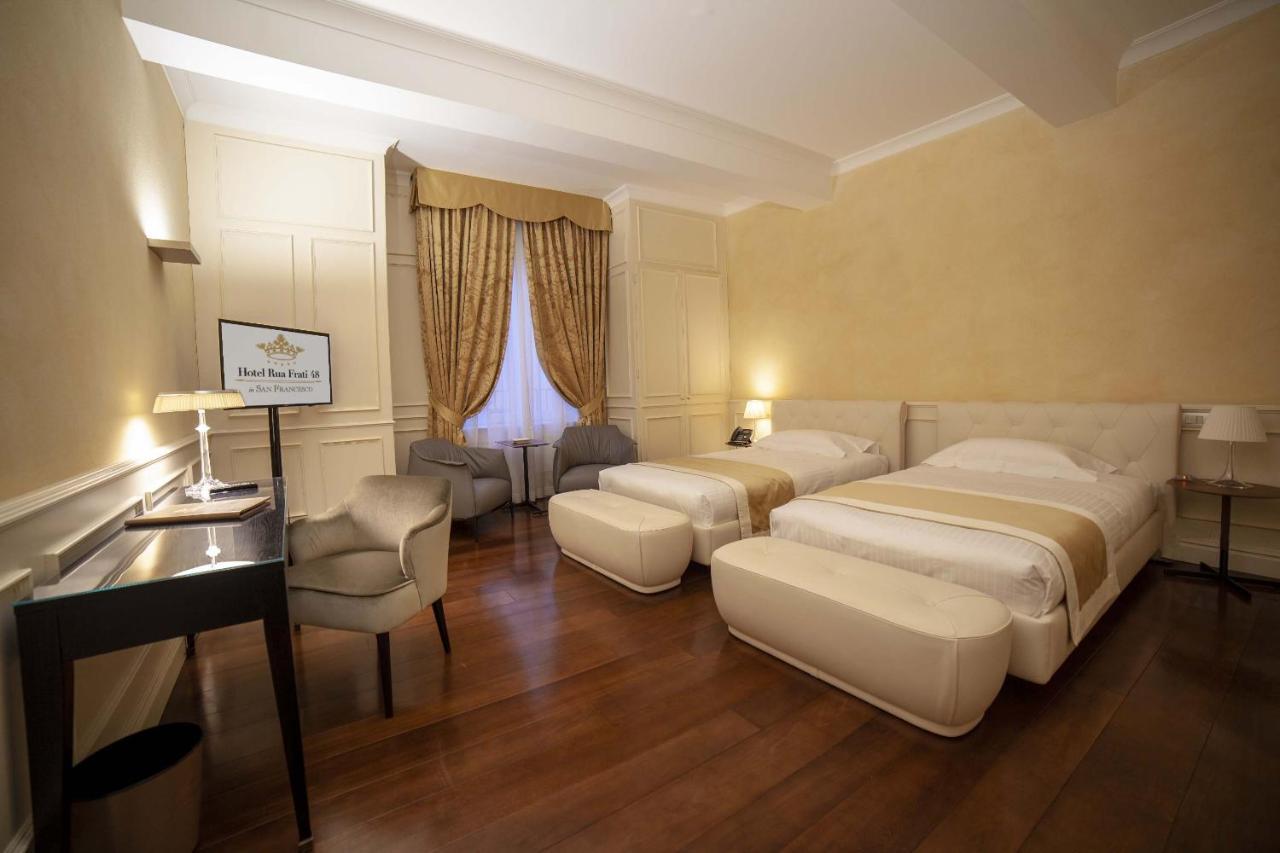 Hotel Rua Frati 48 In San Francesco Модена Екстер'єр фото