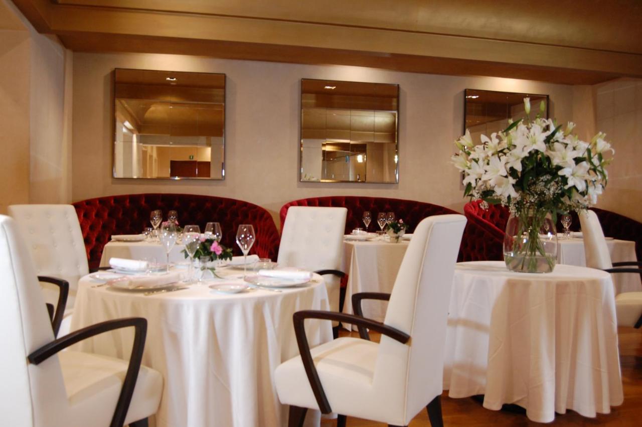 Hotel Rua Frati 48 In San Francesco Модена Екстер'єр фото