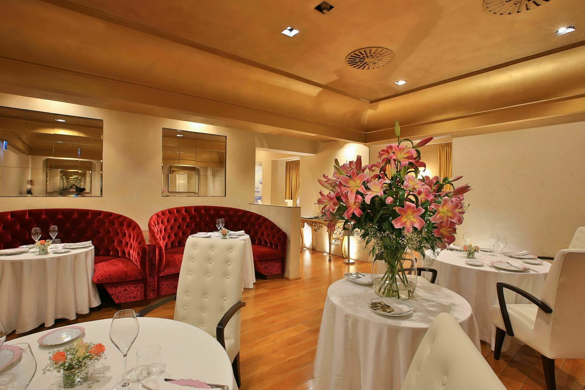 Hotel Rua Frati 48 In San Francesco Модена Екстер'єр фото